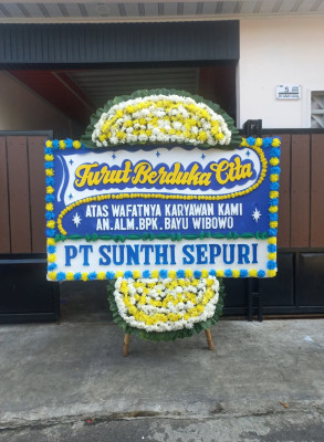 Papan Bunga Duka di Cikalang