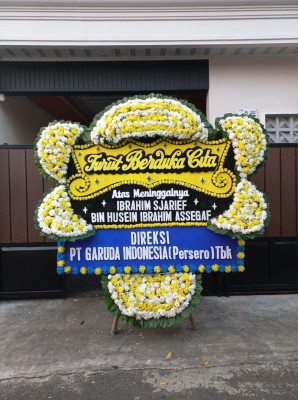 Papan Bunga Duka di Cikalang